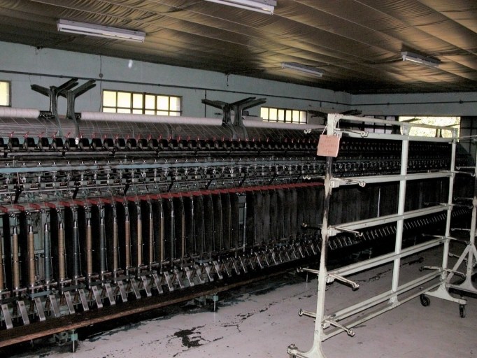 Détail des broches, machine en fonctionnement.