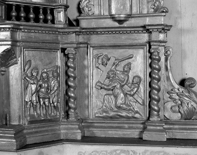Détail de l'aile droite du tabernacle, après restauration.