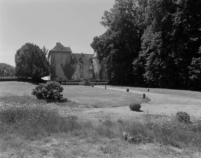 Vue d'ensemble prise depuis le sud-est.