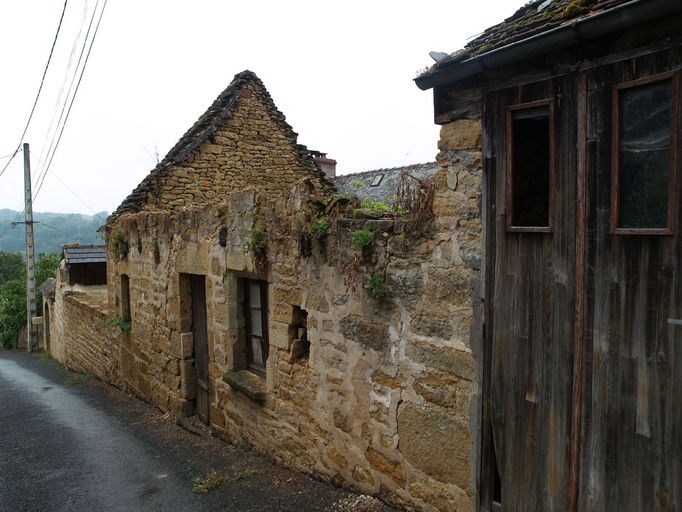 Vue générale de la façade principale sud.