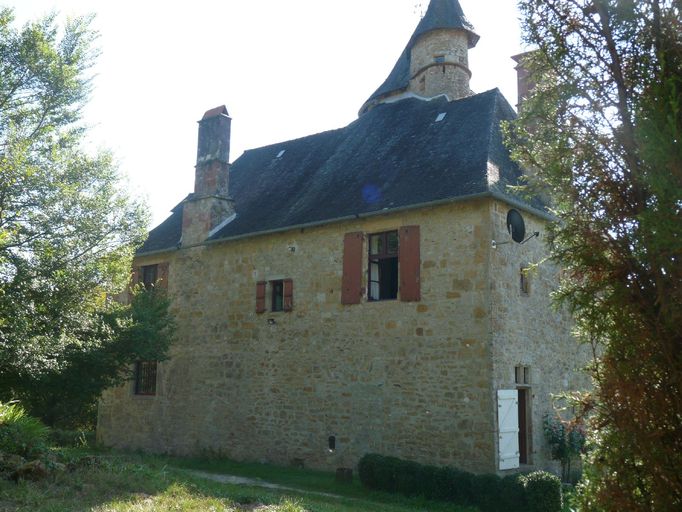 Vue générale de la façade postérieure nord.