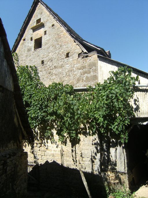 Vue générale du mur-pignon est.