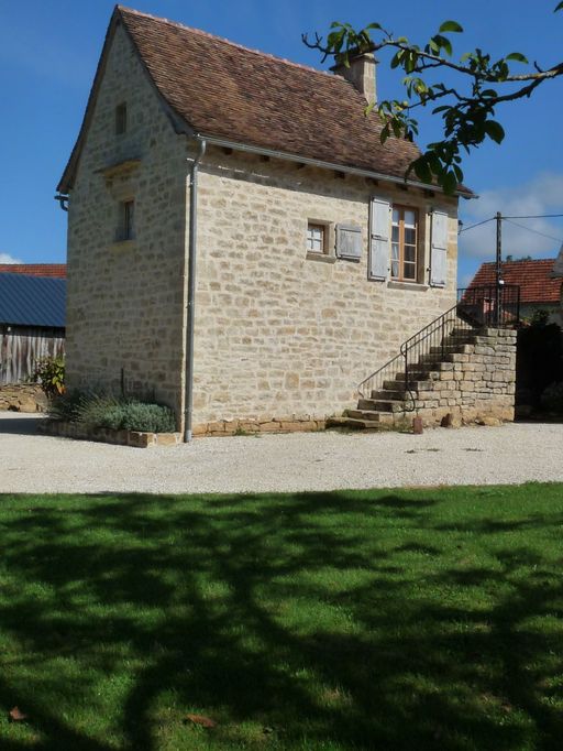 Sabazot. Maison de vigneron. ; Vue générale du logis.