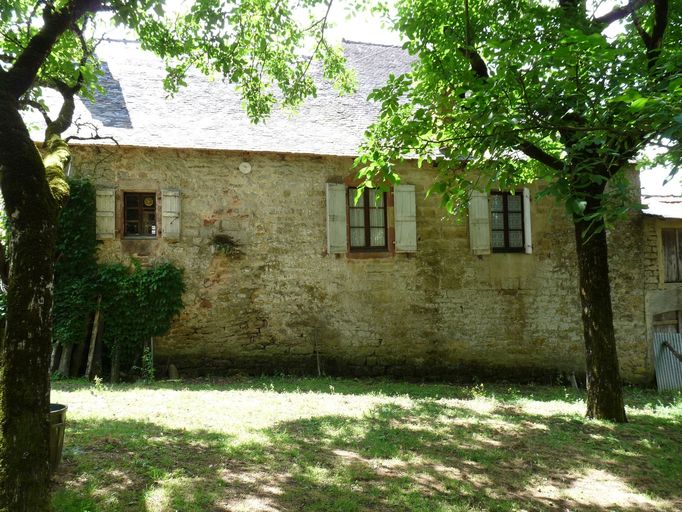 Vue générale de l'élévation postérieure du logis.
