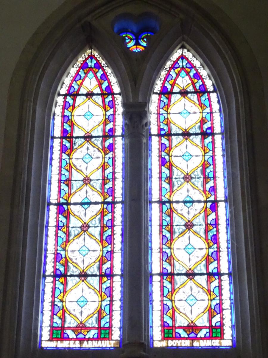 Baie 16 : verrière décorative, vue d'ensemble.