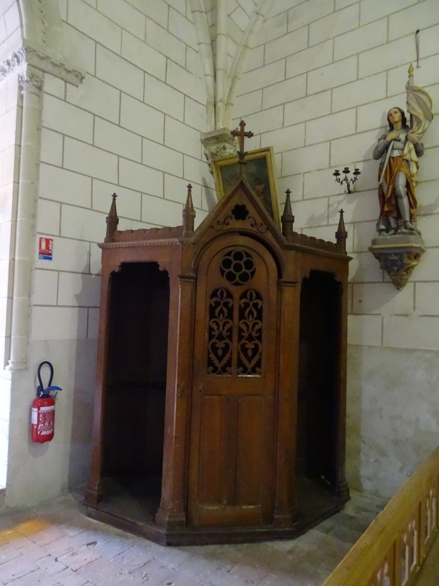Vue d'ensemble du confessionnal.