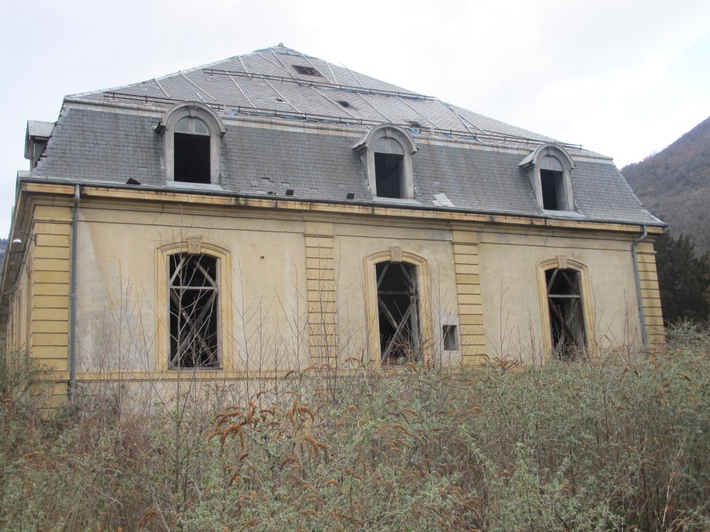 Vue d'ensemble de l'élévation est.