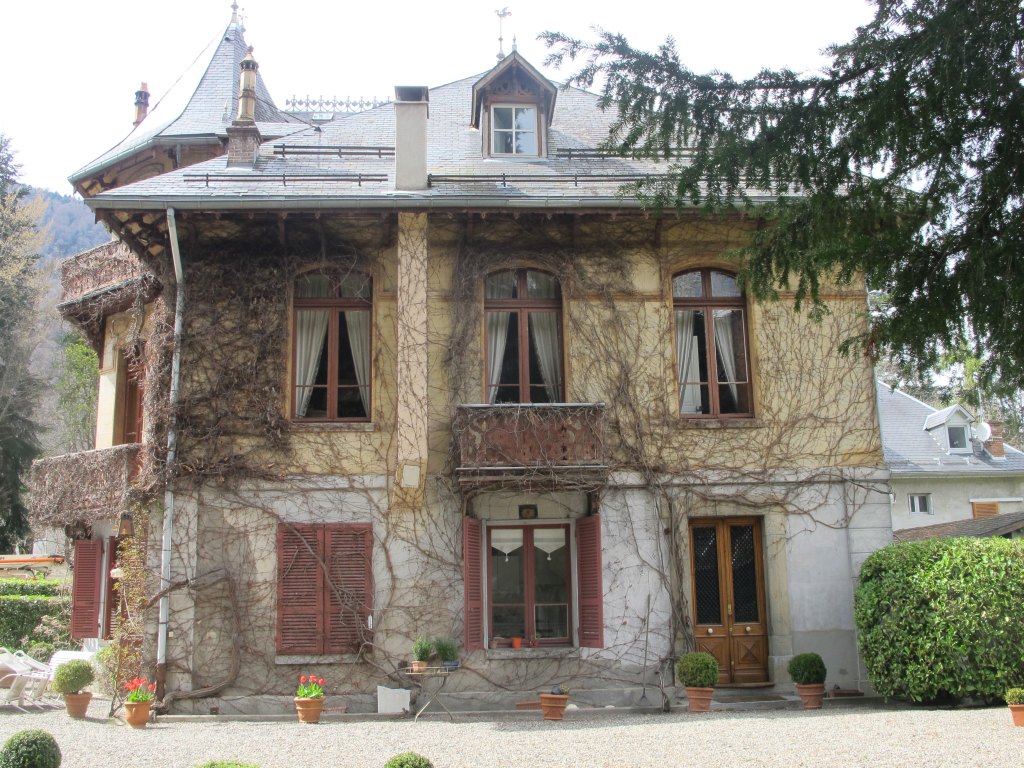 Vue d'ensemble de l'élévation est.