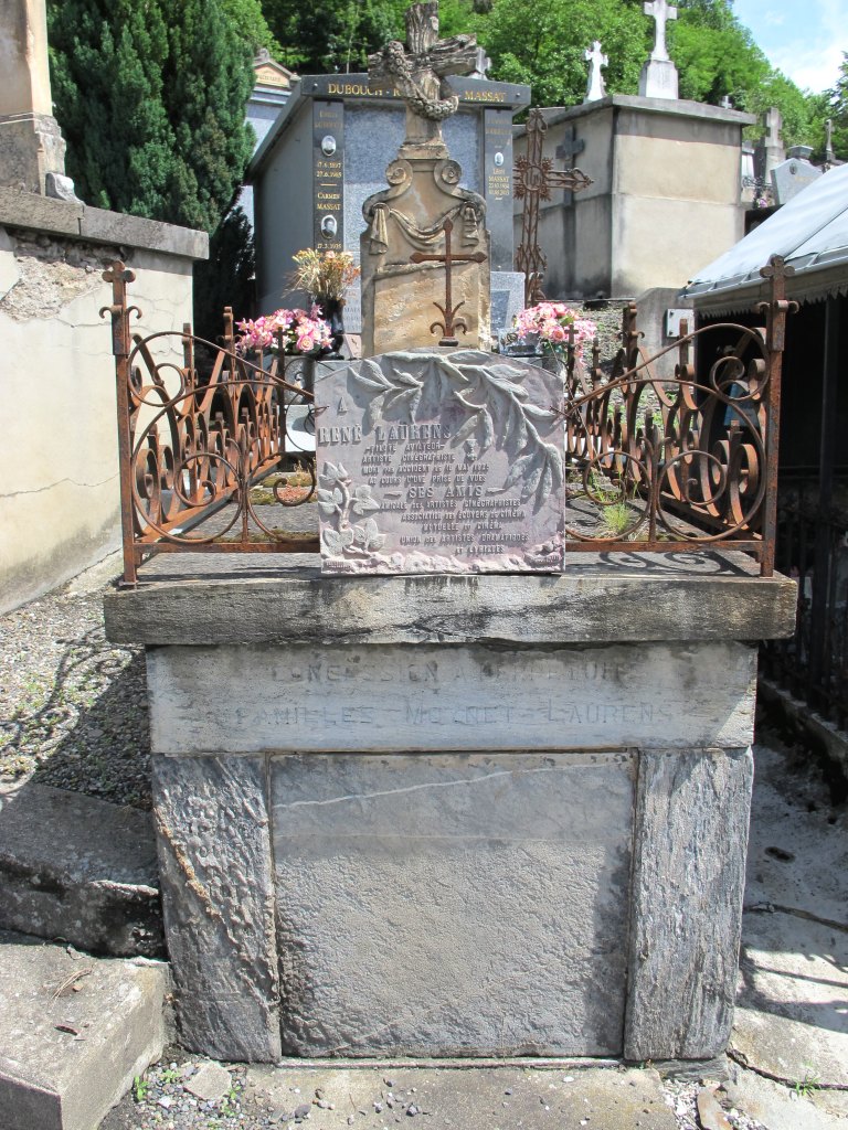 Tombeau de la famille Moynet Laurens