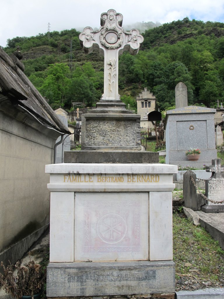 Tombeau de la famille Bertrand Bernard