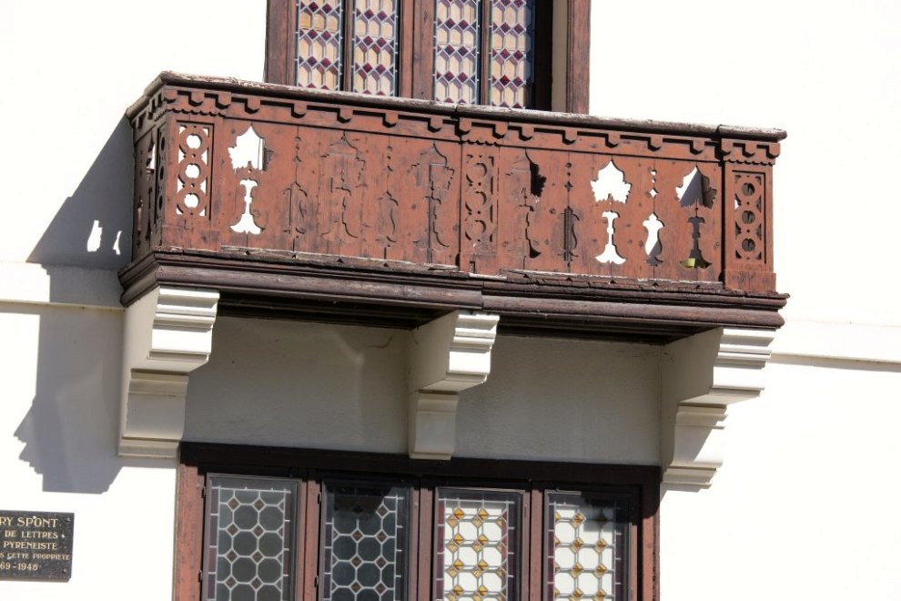 Façade sud : vue du balcon du premier étage de la travée est.