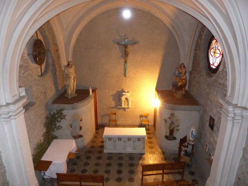 Chapelle, vue du choeur depuis la tribune, vue depuis le nord.