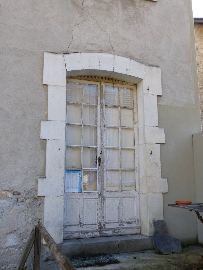 Elévation nord, détail de la porte-fenêtre donnant accès de l'ancienne cuisine à la terrasse.