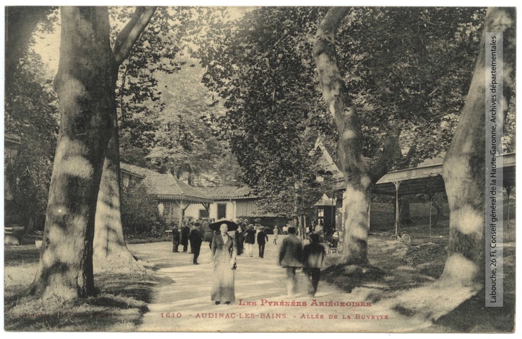 Allée de la buvette (carte postale).