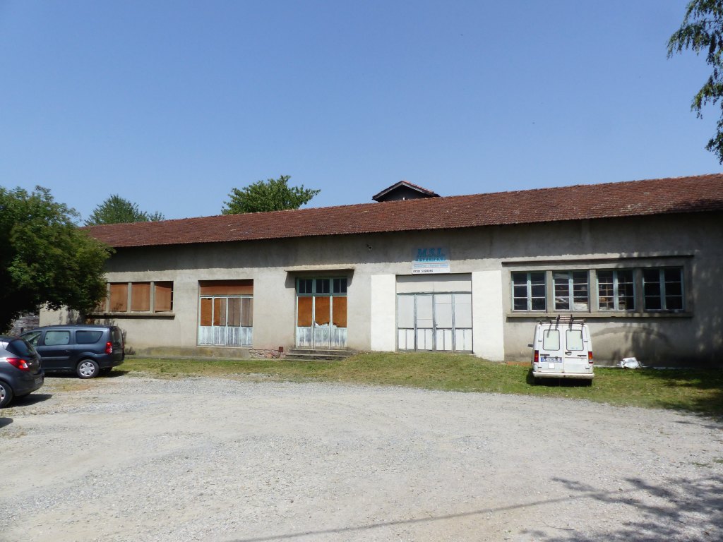 Usine d'embouteillement (?), 2019 B 1880.