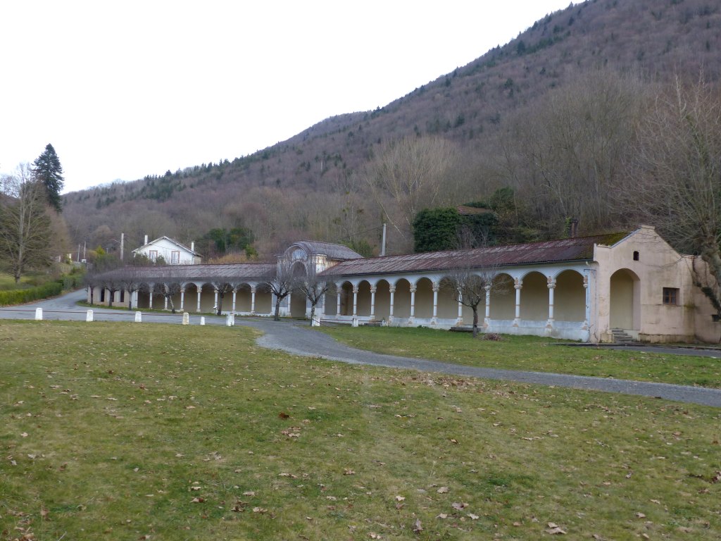 L'établissement thermal, vue depuis le nord-ouest.