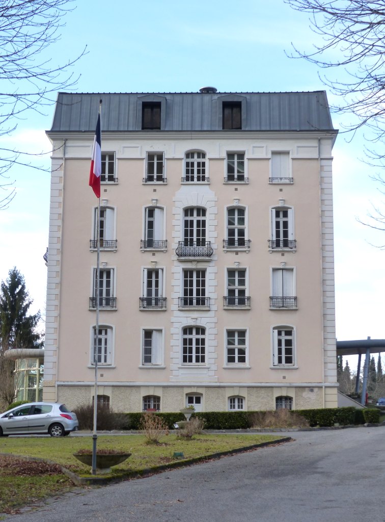 Élévation sud de l'ancien hôtel.