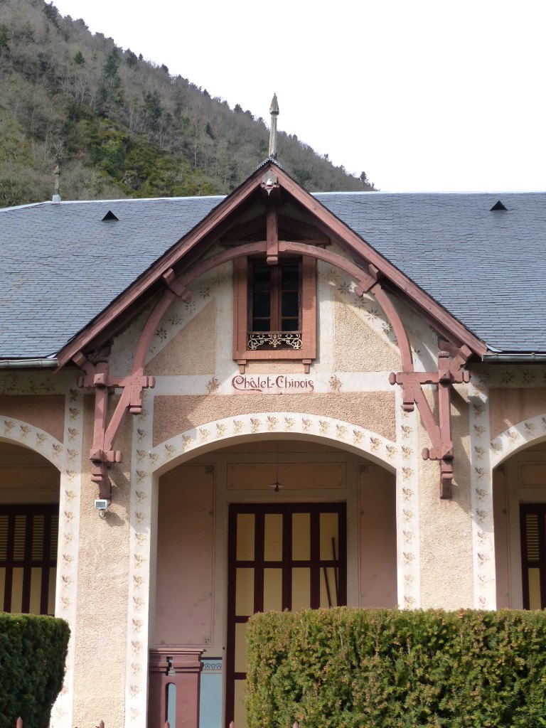 Pignon-lucarne, façade est.