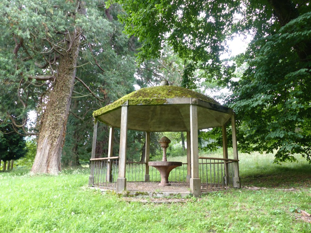 La buvette du parc thermal.