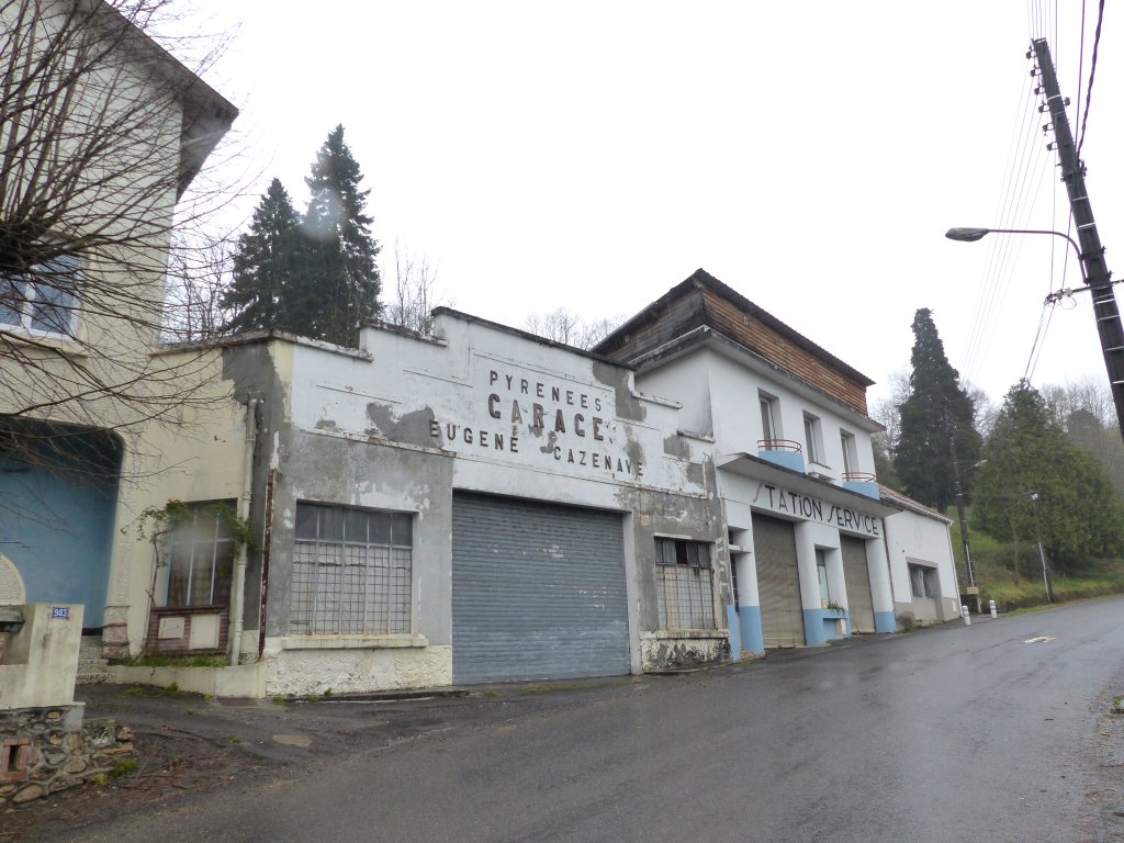 Le Pyrénées Garage, vue générale depuis le nord-ouest.