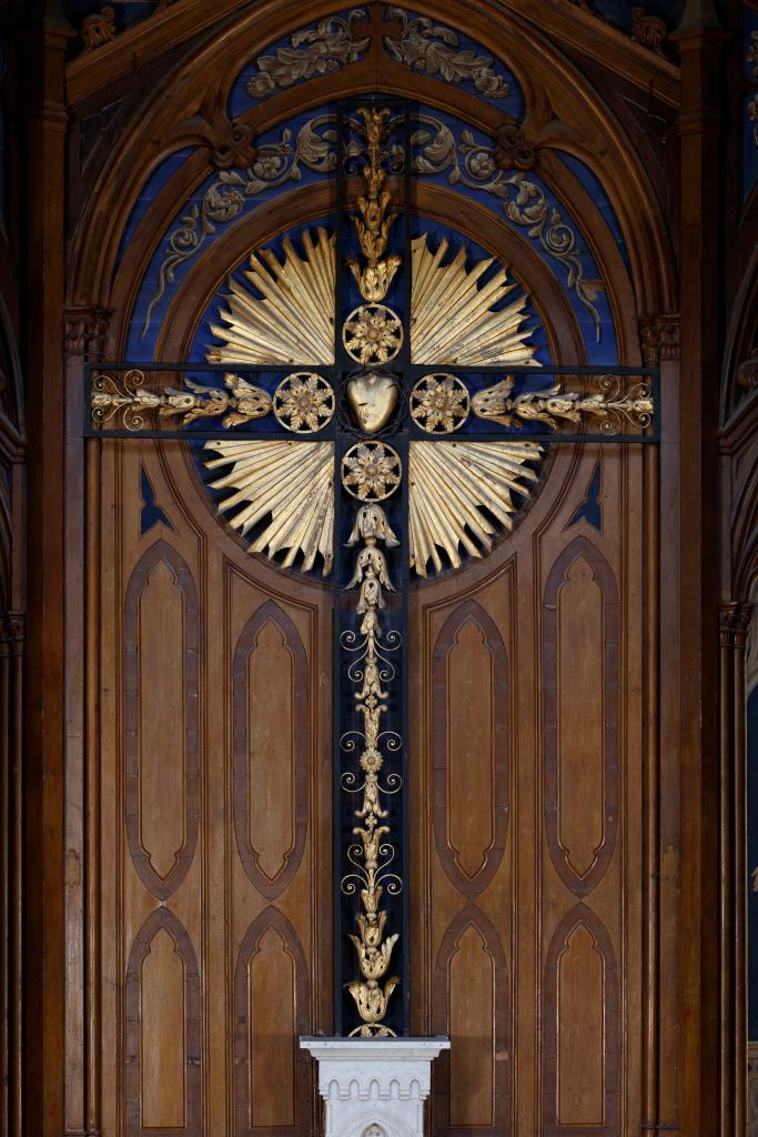 Croix monumentale (croix de mission)
