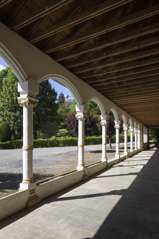 Vue intérieure de la galerie.