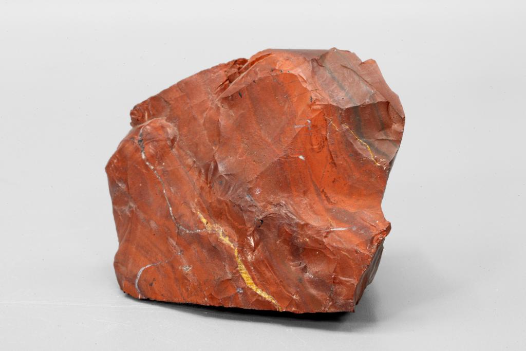 Echantillon de "Jaspe égyptien brun ou variété de quartz agathe onyx" identifié PL383 découvert en "Sicile"