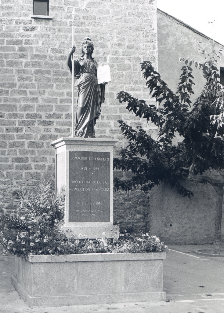 Le monument dans son état actuel.