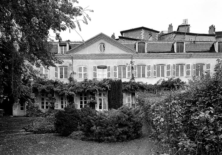 Elévation sur jardin.