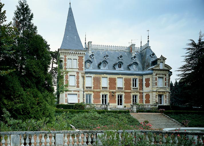Façade antérieure.