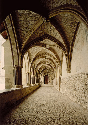 Partie nord de la galerie orientale du cloître