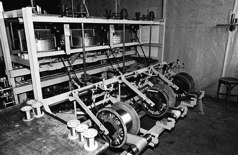 Câbleuse fils technique vue arrière