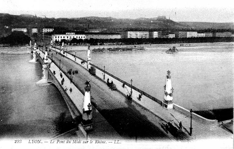 Le pont du Midi sur le Rhône, [1er quart XXe siècle]. Carte postale