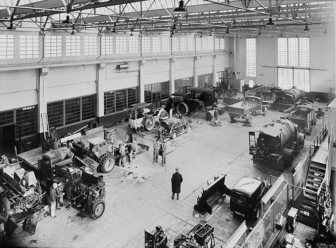 Vue intérieure de la hall mécanique 1957, façade ouest
