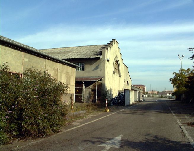 Vue sud-ouest, ancien centre d'épuration, actuellement bâtiment de stockage