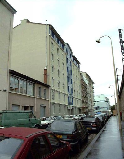 La rue Gilibert, depuis le cours Suchet, vers le sud