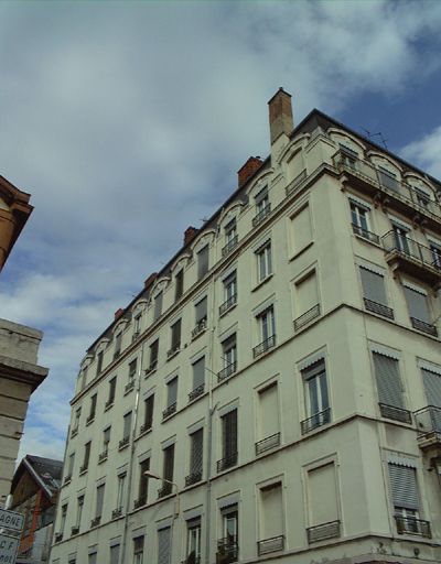 Vue de l'angle du quai Perrache et de la rue du Bélier, les étages