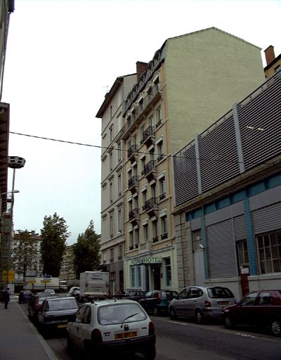 Elévation principale rue Delandine depuis le sud-ouest