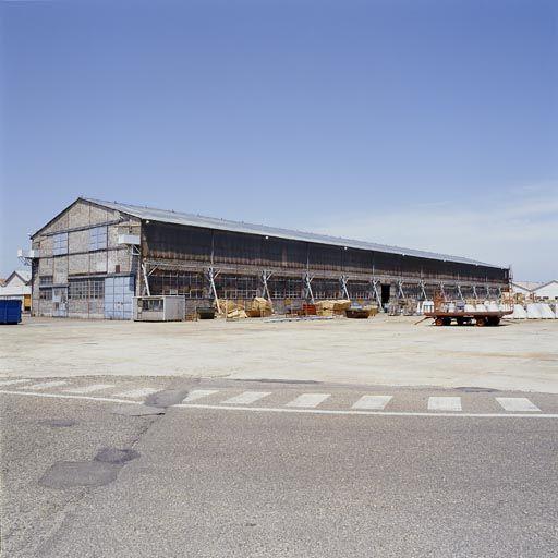 CDIPR, bâtiment C23, près de la porte D du site.