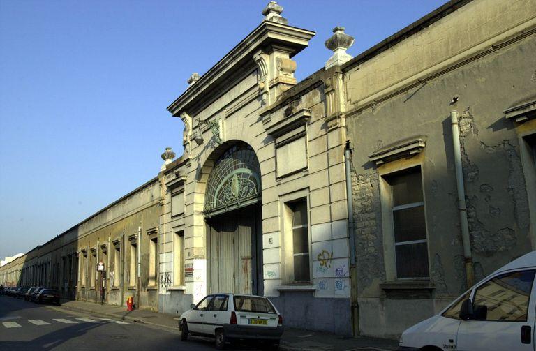 Détail entrée principale rue Feuillat