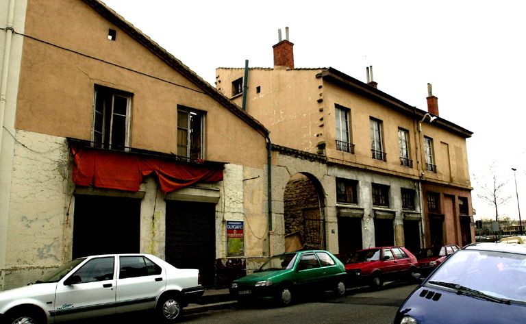 Vue d'ensemble rue Marc-Antoine-Petit, depuis l'ouest