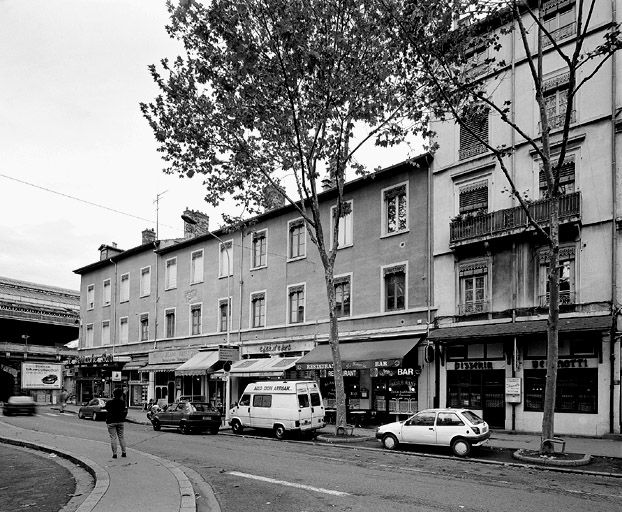 Immeuble, 1 cours Charlemagne