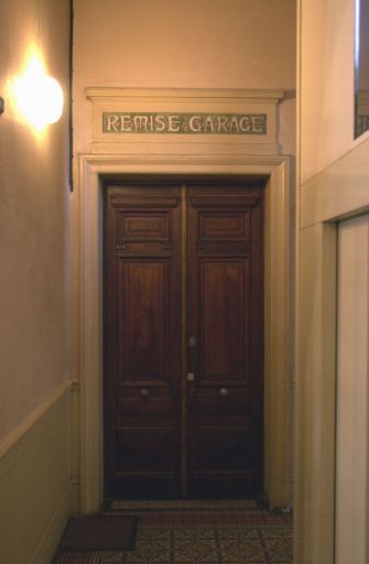 Porte des bureaux