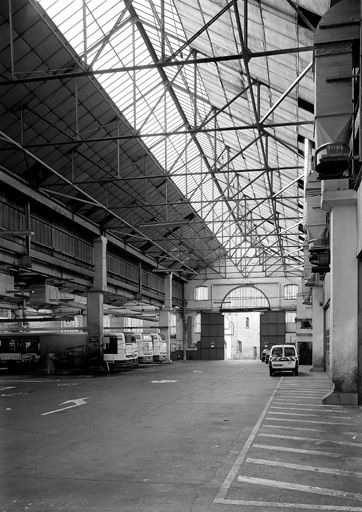 Halle de montage, vue intérieure est