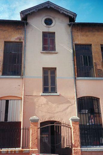 Détail du portail, vue nord