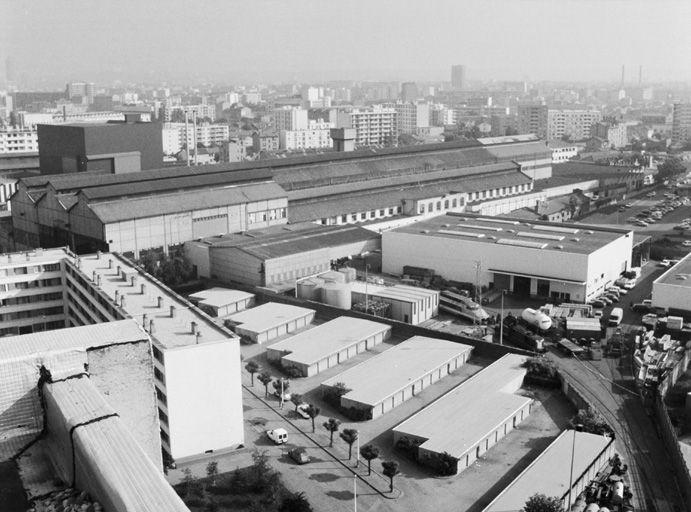 Vue sud, sortie SNCF