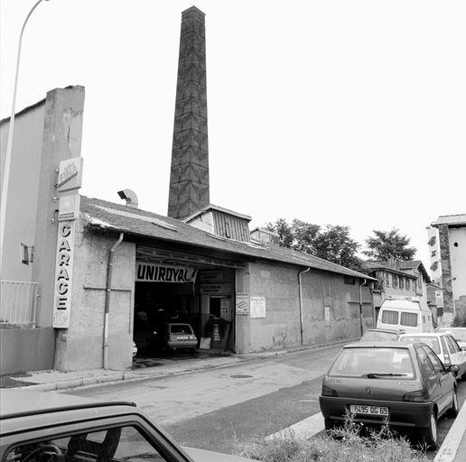 Vue générale nord de la rue du Souvenir