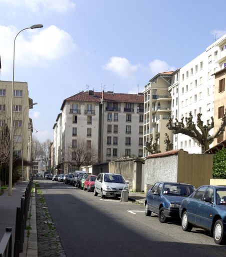 La rue Quivogne vers le sud