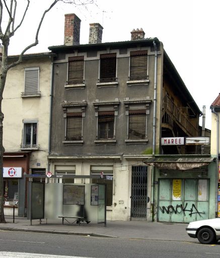 26 cours Charlemagne. Elévations aux trumeaux étroits