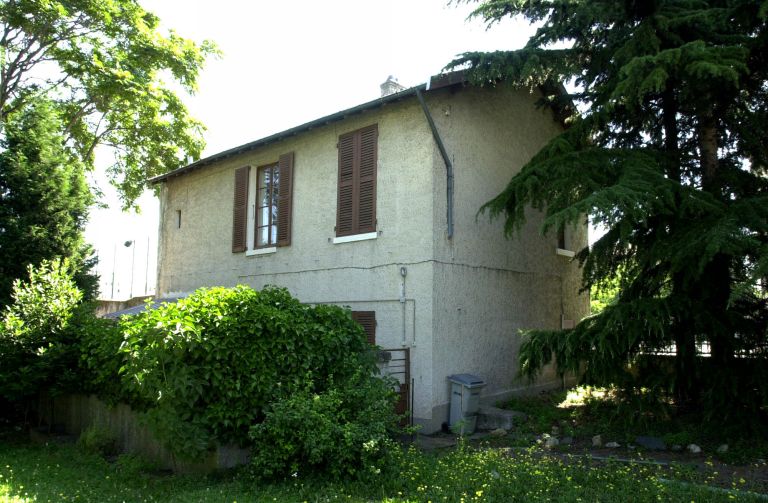 124 cours Charlemagne. Dernière maison de charbonnier subsistant dans le quartier du Confluent